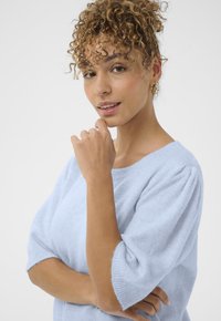 Пуловер с коротким рукавом