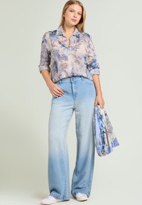 Блузка-рубашка Блузка-рубашка