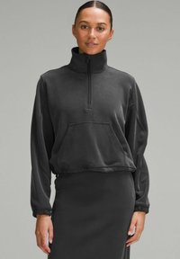 Спортивная толстовка Спортивная толстовка