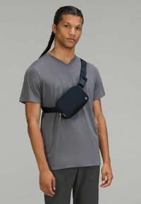 Сумка на пояс