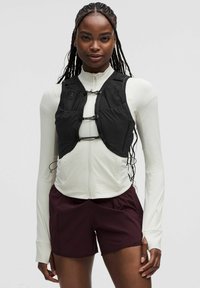 Спортивный жилет Спортивный жилет