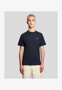 Шорты Шорты