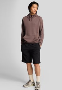 Шорты Шорты