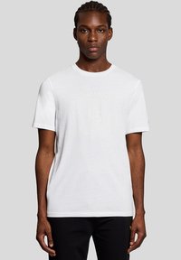 Футболка Футболка