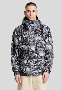 Зимняя куртка