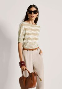 Футболка Футболка