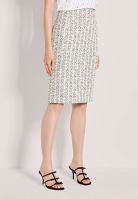 Юбка-карандаш