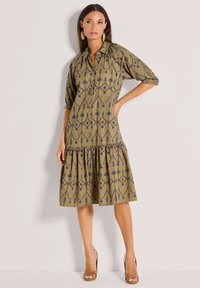 Блузка-платье