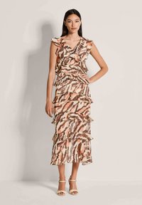 Летнее платье