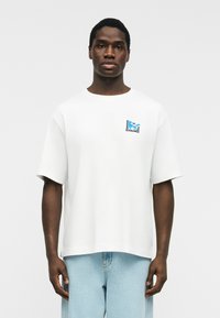 Футболка Футболка