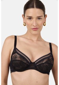 Бюстгальтер