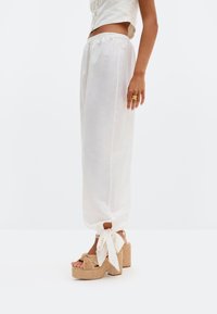 Широкие брюки