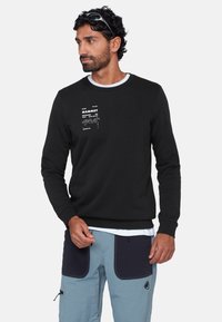 Спортивная кофта