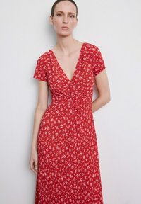 Летнее платье