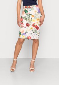 Юбка-карандаш