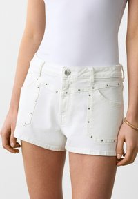 Шорты Шорты