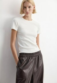 Футболка Футболка