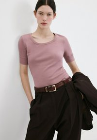 Футболка Футболка