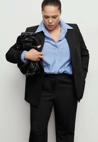 Прямые брюки