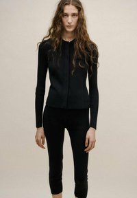 Вязаная кофта Вязаная кофта