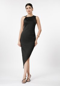 Коктейльное платье