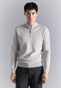 Пуловер Пуловер