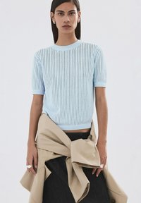 Футболка Футболка