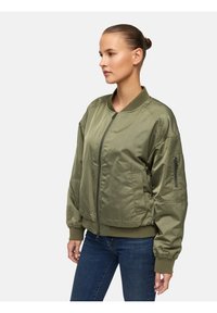 Блузон Блузон