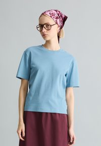 Футболка Футболка