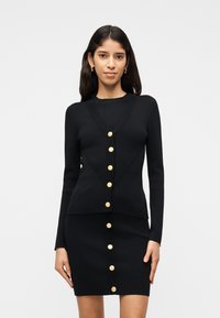 Твинсет Твинсет