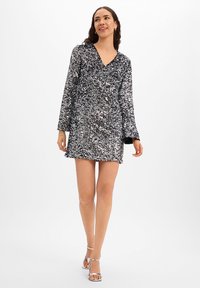 Коктейльное платье Коктейльное платье