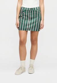 Джинсовая юбка