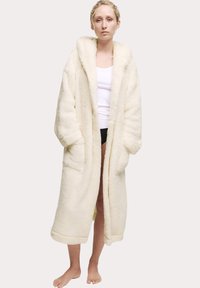 Халат Халат