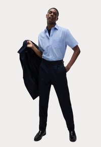 Рубашка с коротким рукавом