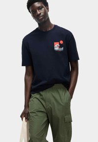 Футболка Футболка