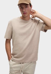 Футболка Футболка