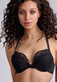 Бюстгальтер