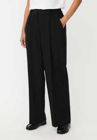 Широкие брюки