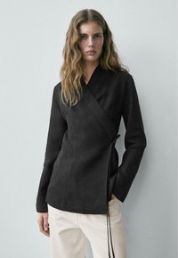 Блузка Блузка