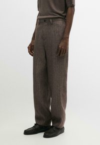 Льняные брюки