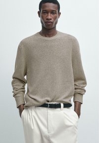 Пуловер Пуловер