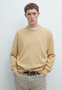 Пуловер Пуловер