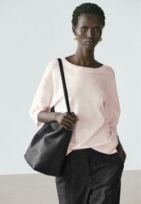 Пуловер с коротким рукавом Пуловер с коротким рукавом