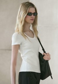 Футболка Футболка