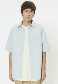 Рубашка с коротким рукавом Рубашка с коротким рукавом