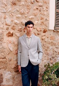 Пиджак Пиджак