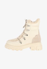 Зимние ботинки