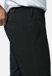 Чиносы Чиносы