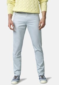 Чиносы Чиносы