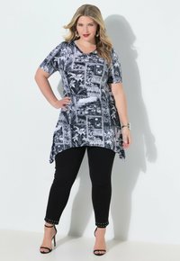 Длинная майка Длинная майка